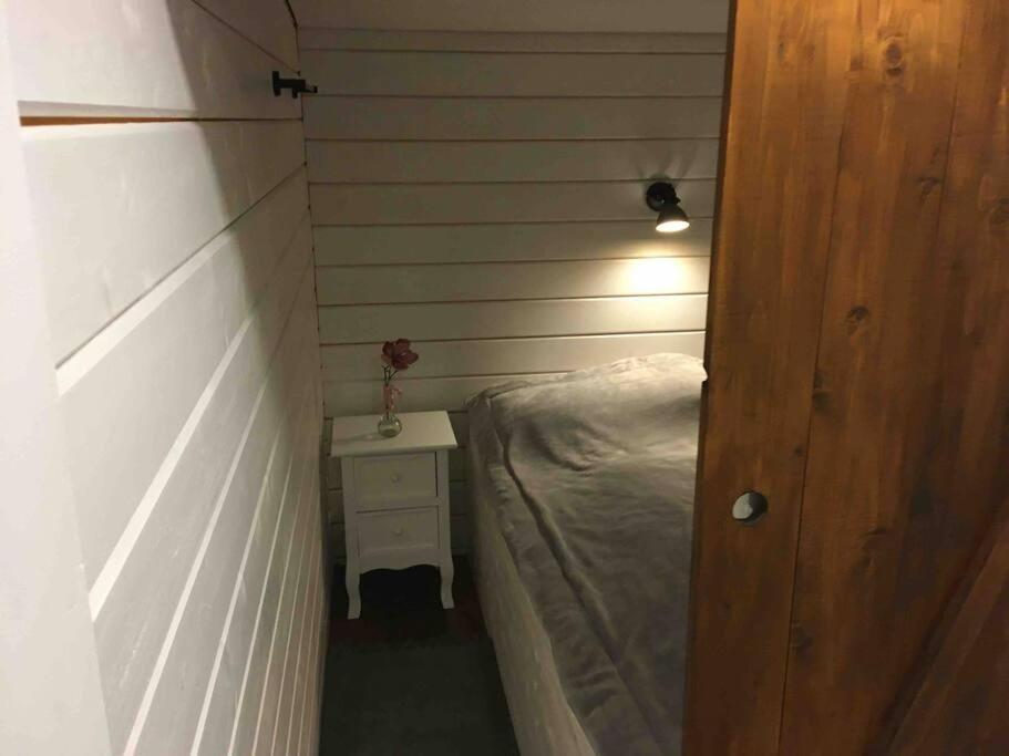 Gemuetliches Tinyhouse Im Garten Einer Villa Bad Sauerbrunn Exterior foto